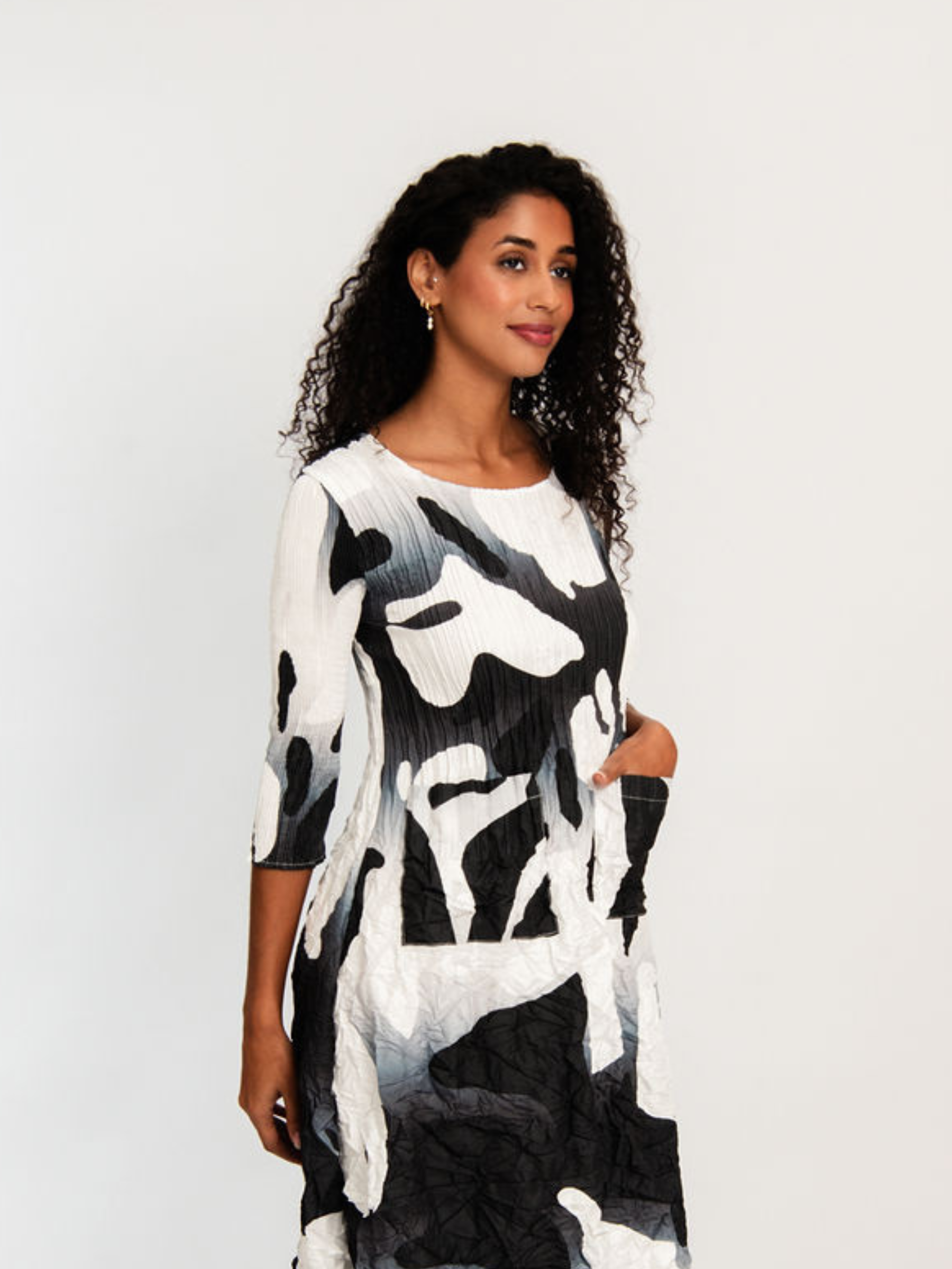 3/4 Sleeve Smash Pocket Dress - Prints