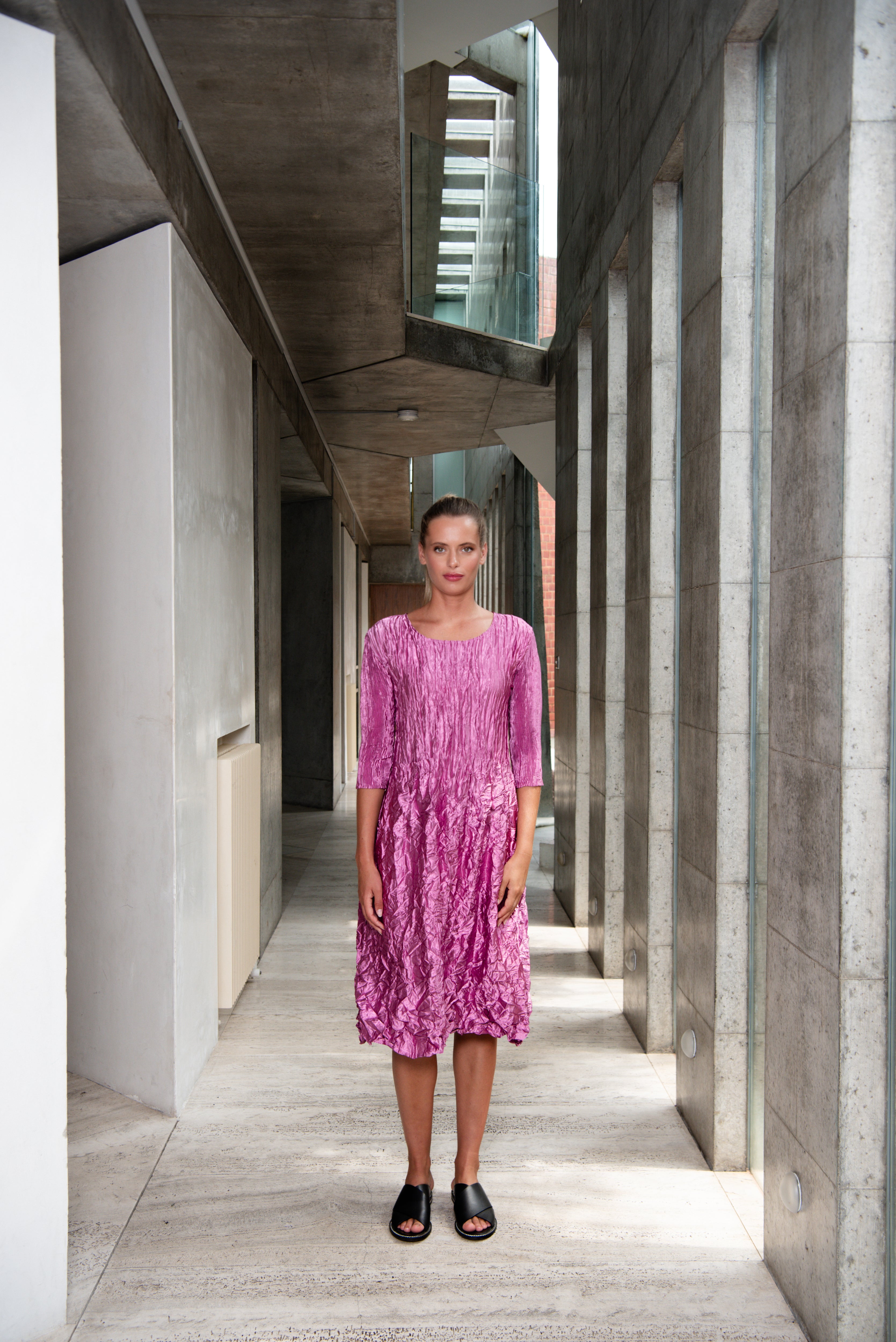 3/4 Sleeve Smash Pocket Dress - Glossy