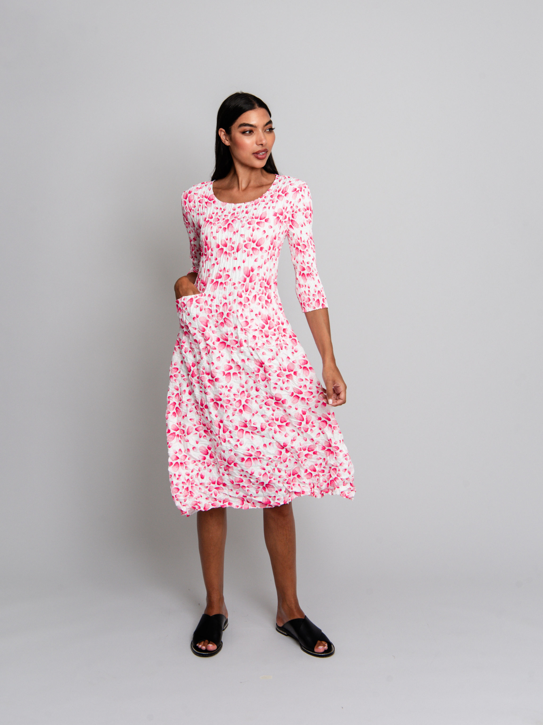 3/4 Sleeve Smash Pocket Dress - Prints