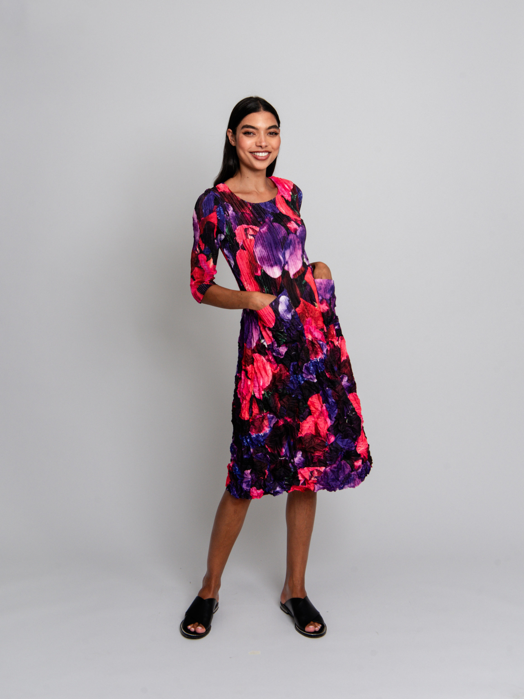 3/4 Sleeve Smash Pocket Dress - Prints