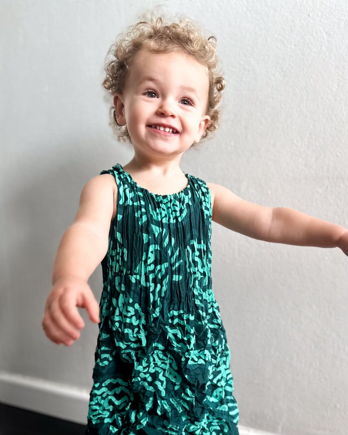 NEW | Mini Smash Pocket Dress | Green Cockatoo