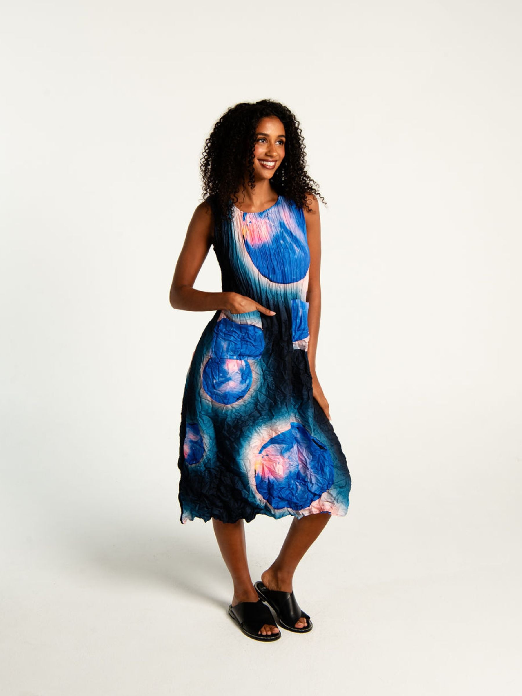 Smash Pocket Dress AW26 | ALQUEMA | Sleeveless Summer Dress | Shop Now