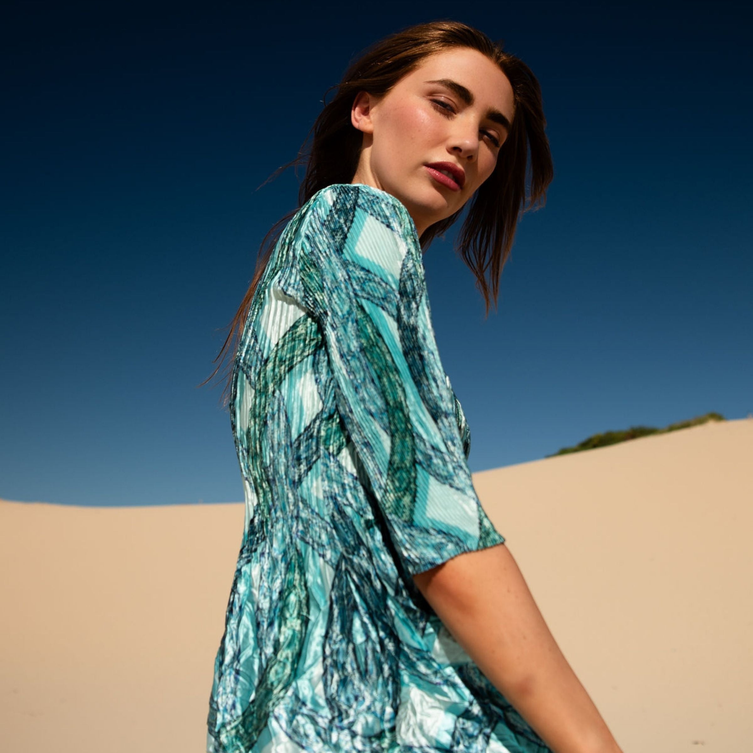 3/4 Sleeve Smash Pocket Dress - Glossy