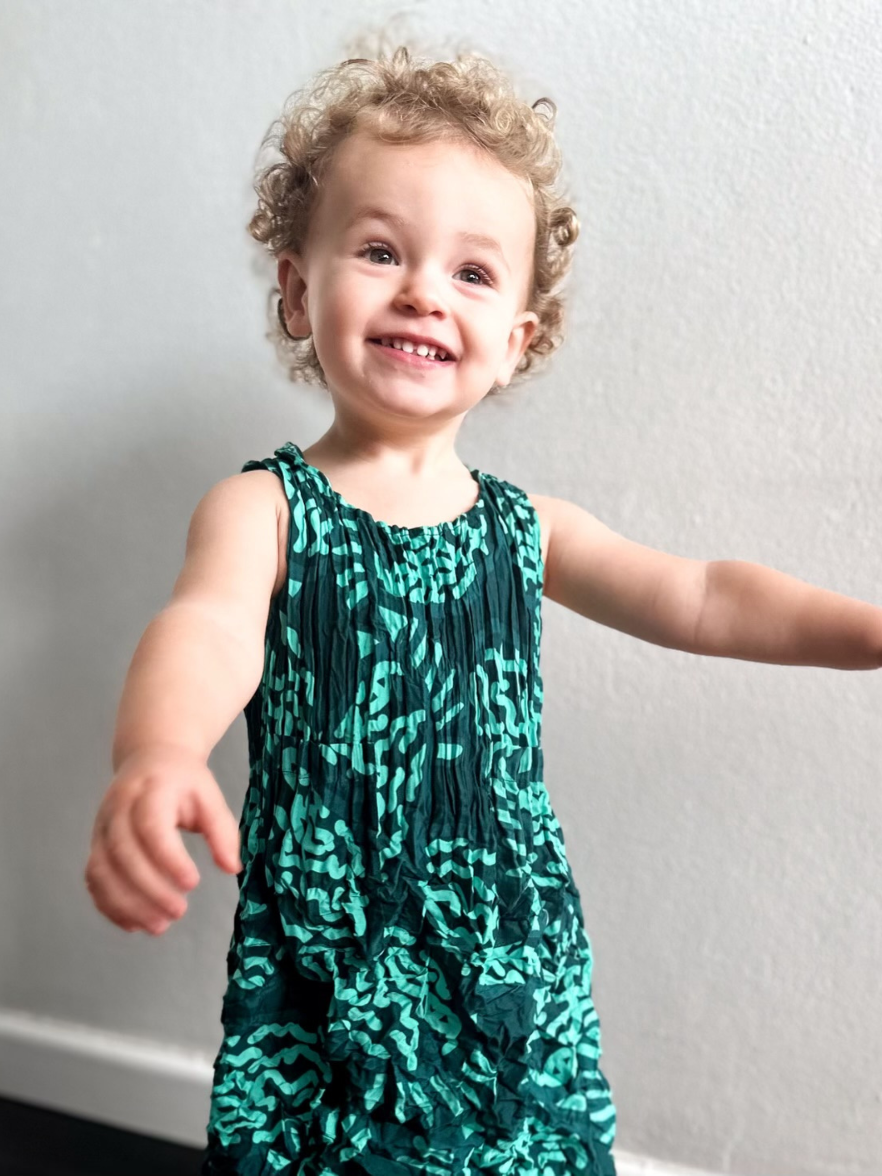 NEW | Mini Smash Pocket Dress | Green Cockatoo